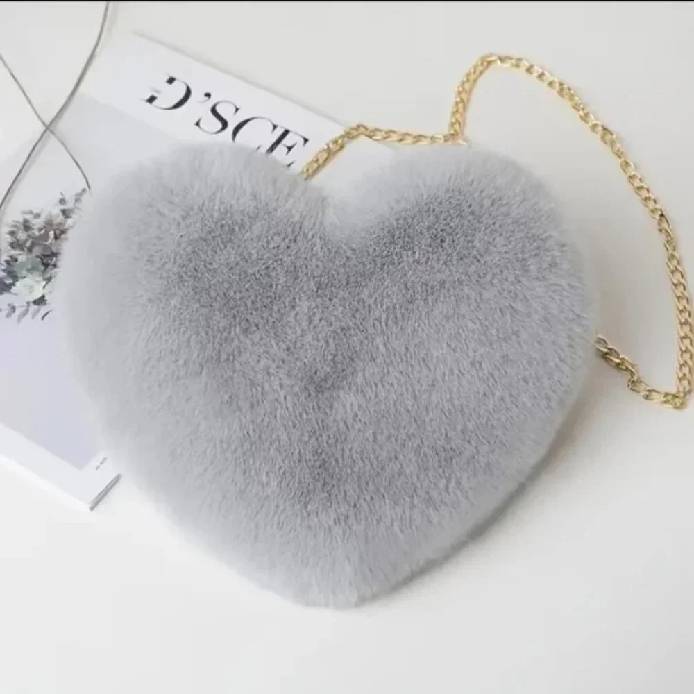 Heart-Shaped Faux Fur (Light Gray) Crossbody Shoulder Bag Purse (NEW & SO CUTE!) - Picture 6 of 9